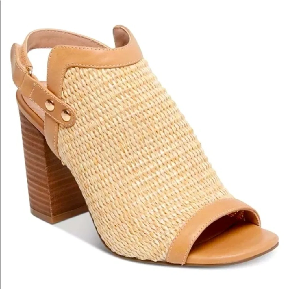 STEVEN by Steve Madden ‘Sweep’ Woven City Dress Sandal - Picture 12 of 14